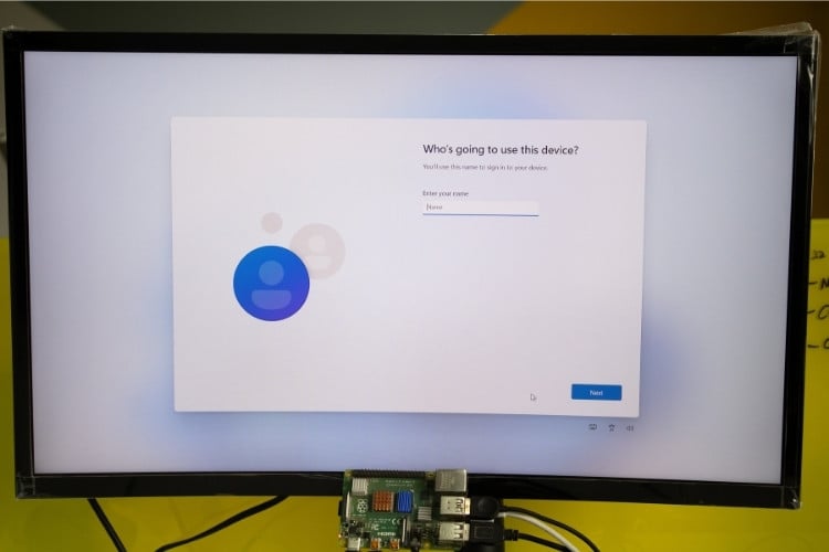 Windows 11 device setup screen after successfully bypassing network requirement on Raspberry Pi