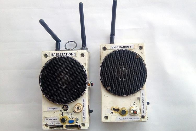 Arduino Based Walkie Talkie using nRF24L01 Arduino Based Walkie Talkie using nRF24L01
