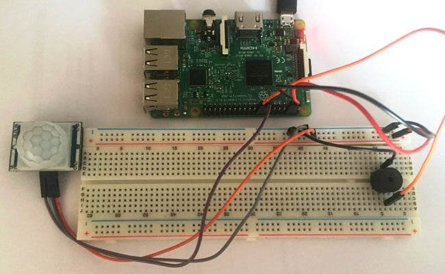 Raspberry Pi Motion Sensor/Detector Circuit using PIR Raspberry Pi Motion Sensor/Detector Circuit using PIR