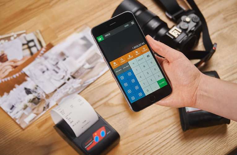 Decentralized IoT Platform to Enable Contactless Transactions on IoT Devices Decentralized IoT Platform to Enable Contactless Transactions on IoT Devices
